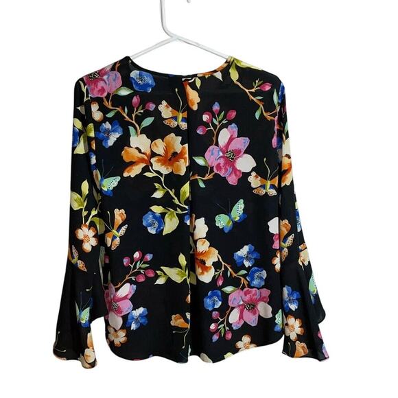 Women’s PM Black Floral V-Neck Blouse INC International‎ Concepts Bell Sleeve - Picture 4 of 4
